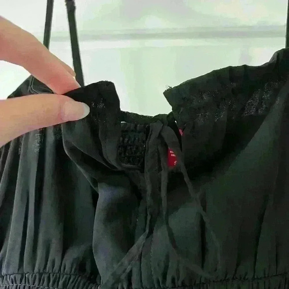 black tight dress from GUESS - Picture 2 of 6